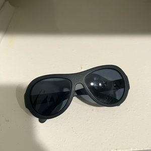 Babiators - black/ grey - age 3-5 yrs